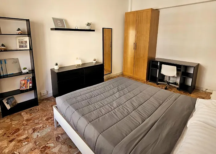 Urban Street Apartment Roma